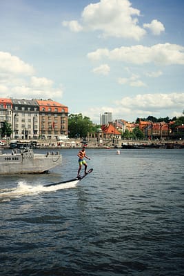 Petr Civín na hoverboardu