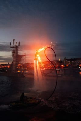Ohnivý anděl na flyboardu